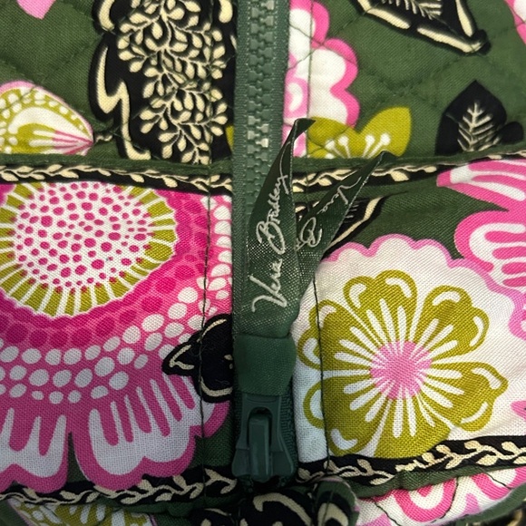 Vera bradley Floral Pink and Green Women's Bag - Picture 6 of 7